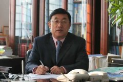 潜心工业人工智能和根基方式泉源立异